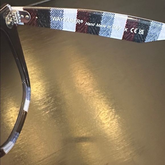 Ray-Ban Sunglasses Wayfarer 54 New! - Picture 4 of 10